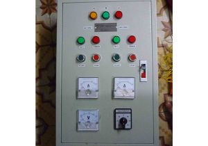 Tủ điện điều khiển 04