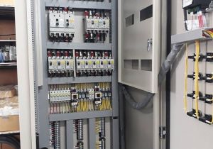 tủ điều khiển thiết bị mitsubishi