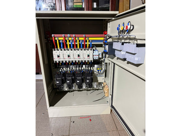 Tủ điện phân phối